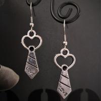 Boucle d oreille cravate love 1 