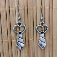 Boucle d oreille cravate love 2 