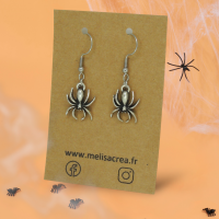 Boucles d oreilles araignee theme halloween breloque couleur argentee 3 photoroom