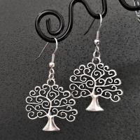 Boucles d oreilles arbre de vie argentees 1 