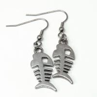 Boucles d oreilles arrete de poisson squelette recto verso argente pendante