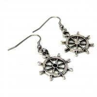 Boucles d oreilles bateau gouvernail argente pendante recto verso 2