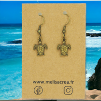 Boucles d oreilles breloque tortue theme marin mer vacances breloque couleur bronze 1 photoroom