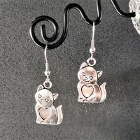 Boucles d oreilles chat avec coeur argente 1 