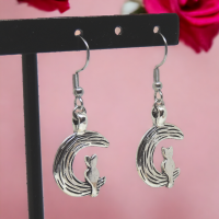 Boucles d oreilles chat sur la lune couleur argentee 9 photoroom 1
