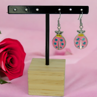Boucles d oreilles coccinelle couleur rose et bleu breloque argentee email 3 photoroom