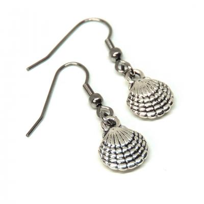 Boucles d oreilles coquillage argente recto verso la petite sirene plat