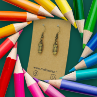 Boucles d oreilles crayon breloque couleur bronze 6 photoroom
