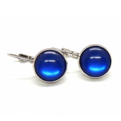 Boucles d oreilles dormeuse argentee cabochon en resine bleu marine