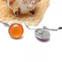 Boucles d oreilles dormeuse argentee cabochon en resine orange 4 