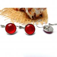 Boucles d oreilles dormeuse argentee cabochon en resine rouge 2 