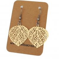 Boucles d oreilles estampe feuille coeur dorees 2