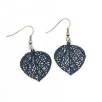 Boucles d oreilles feuille coeur gris 4