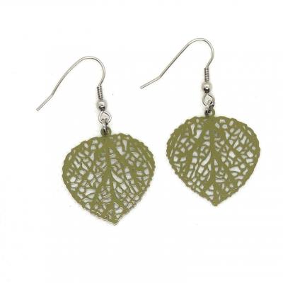 Boucles d oreilles feuille coeur kaki 2