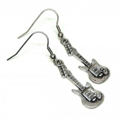 Boucles d oreilles guitare argentee