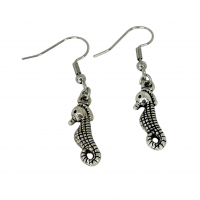 Boucles d oreilles hippocampe breloque couleur argentee theme mer marin vacances 2 photoroom
