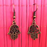 Boucles d oreilles mains en bronze