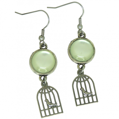 Boucles d oreilles pendante breloque cage a oiseaux cabochon en verre en resine vert d eau 15 