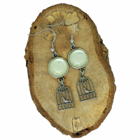 Boucles d oreilles pendante breloque cage a oiseaux cabochon en verre en resine vert d eau 16 