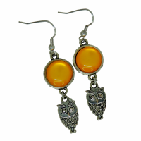 Boucles d oreilles pendantes cabochon en resine orange breloque hibou 1 