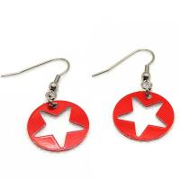 Boucles d oreilles pendantes estampe etoile rouge 1