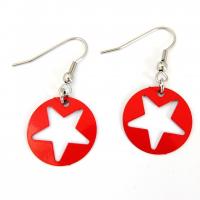 Boucles d oreilles pendantes estampe etoile rouge 3