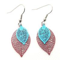 Boucles d oreilles pendantes feuilles mauve et turquoise 2