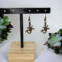 Boucles d oreilles salamandre lezard couleur bronze breloque en laiton 7 photoroom