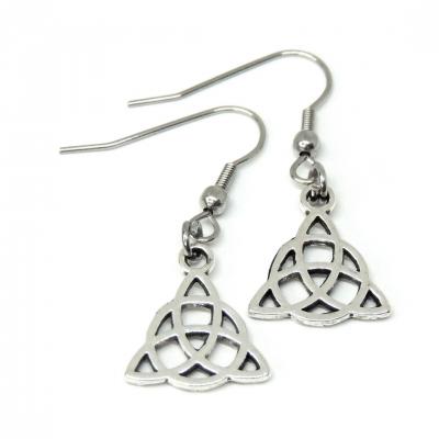 Boucles d oreilles triquetra symbole celtique argente pendante