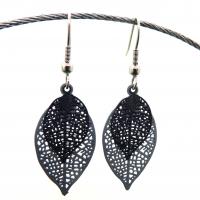 Bouclesd oreilles pendantes feuille estampe gris clair et gris bleu 7