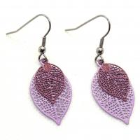 Bouclesd oreilles pendantes feuille estampe lilas et mauve 1