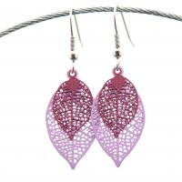 Bouclesd oreilles pendantes feuille estampe lilas et mauve 5