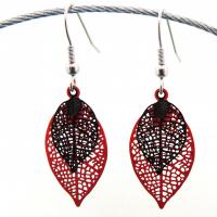 Bouclesd oreilles pendantes feuille estampe rouge et noir 5