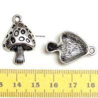 Breloque argentee champignon theme halloween 28x18mm 4 