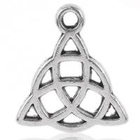 Breloque argentee triquetra 1 