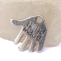 Breloque main hand made argente 1 