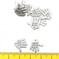 Breloque main hand made argente 2 