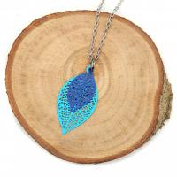 Collier chaine acier inoxydable estampe double feuille bleu turquoise et bleu marine 4