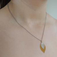 Collier chaine acier inoxydable estampe double feuille dore et argente 9