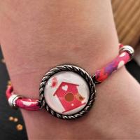 Maison rouge pour oiseaux bracelet tissus 1 