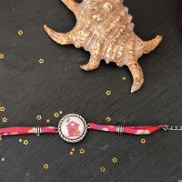 Maison rouge pour oiseaux bracelet tissus 2 