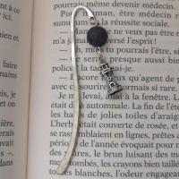 Marque page petit phare perle noire lave 3 