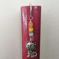 Marque page tigre perle oeil de chat blanc jaune orange 2 
