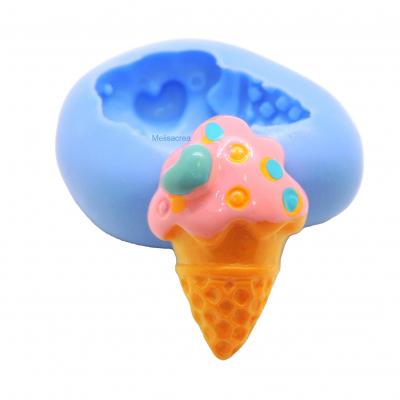 Moule en silicone cornet de glace avec coeur