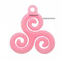 Pendentif acrylique triskel mesure