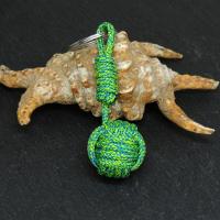 Porte cles pomme de touline verte et bleu 3 